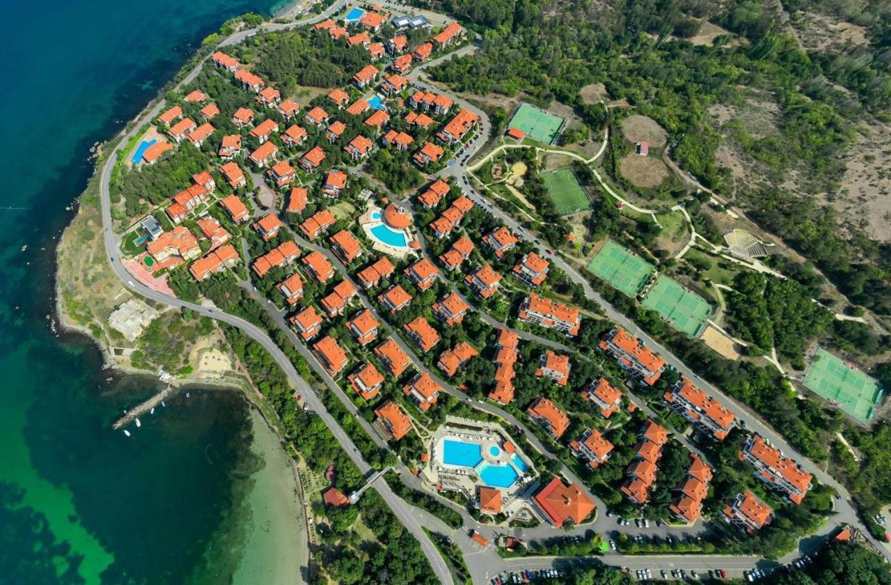 Quiet Apartment With Big Terrace In Santa Marina With Parking Szozopol Kültér fotó