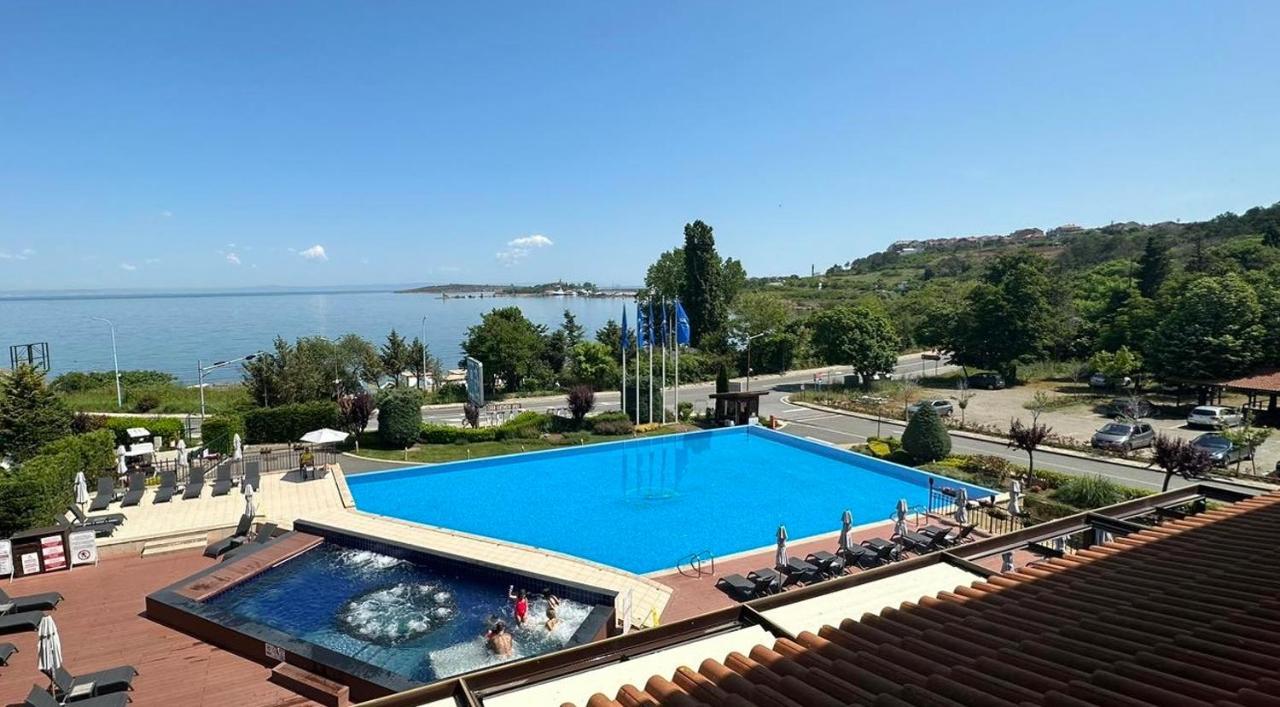 Quiet Apartment With Big Terrace In Santa Marina With Parking Szozopol Kültér fotó