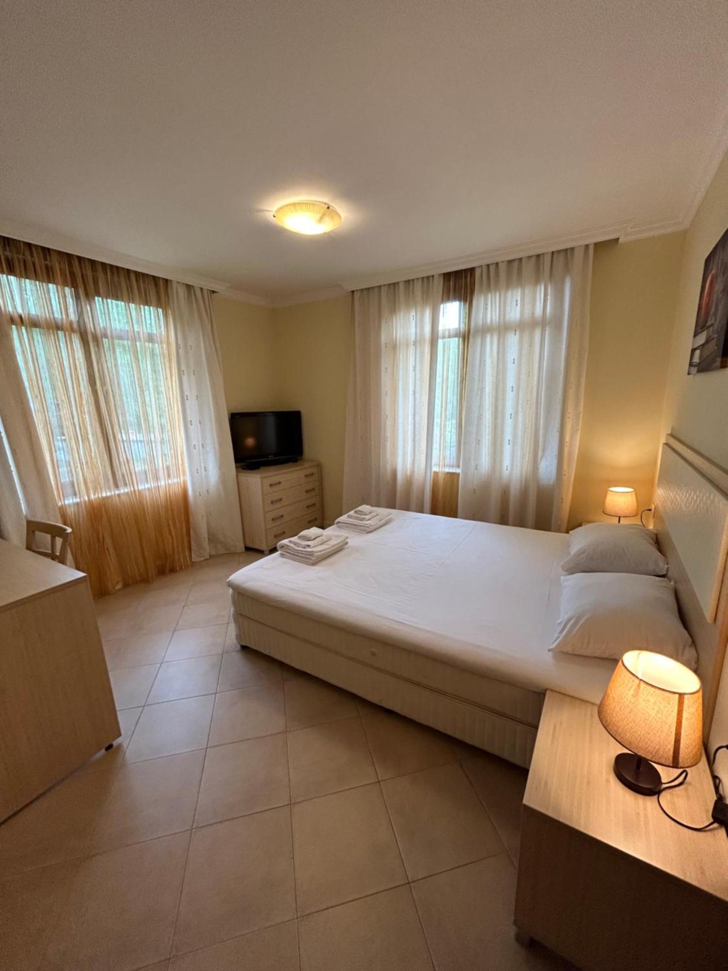 Quiet Apartment With Big Terrace In Santa Marina With Parking Szozopol Szoba fotó