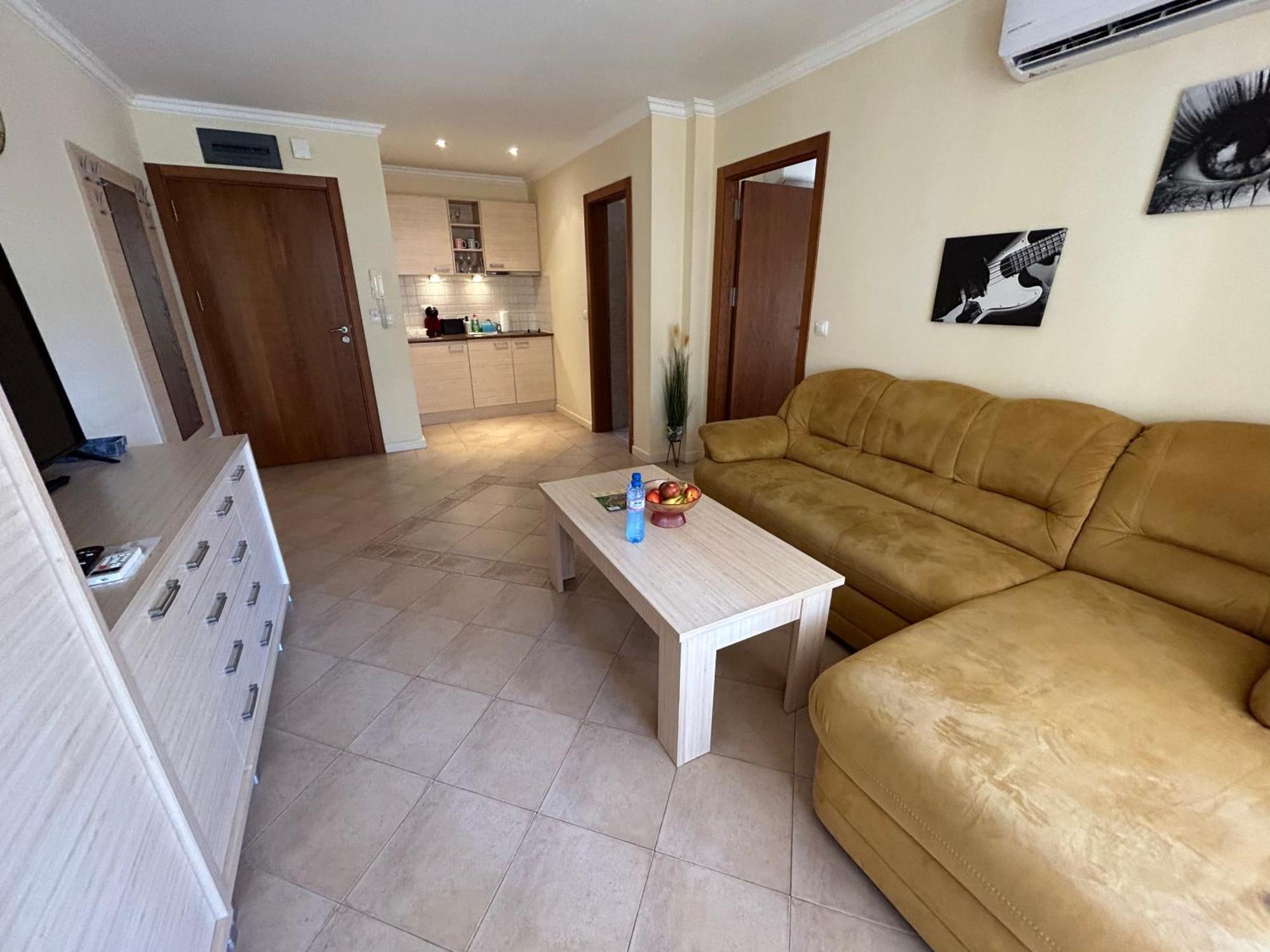 Quiet Apartment With Big Terrace In Santa Marina With Parking Szozopol Kültér fotó